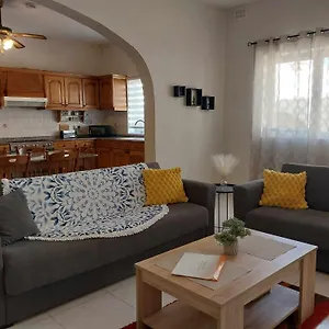 https://central-place.hotelssaintjulians.com